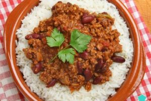 Delicioso arroz con papas y carne molida: la receta perfecta